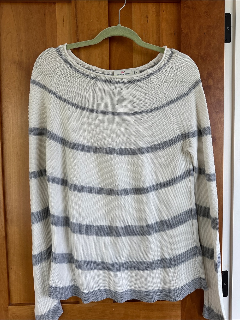Vineyard Vines Ivory and Gray Striped Crewneck Sweater